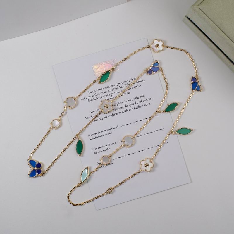 VAN C&A Fashion Necklace