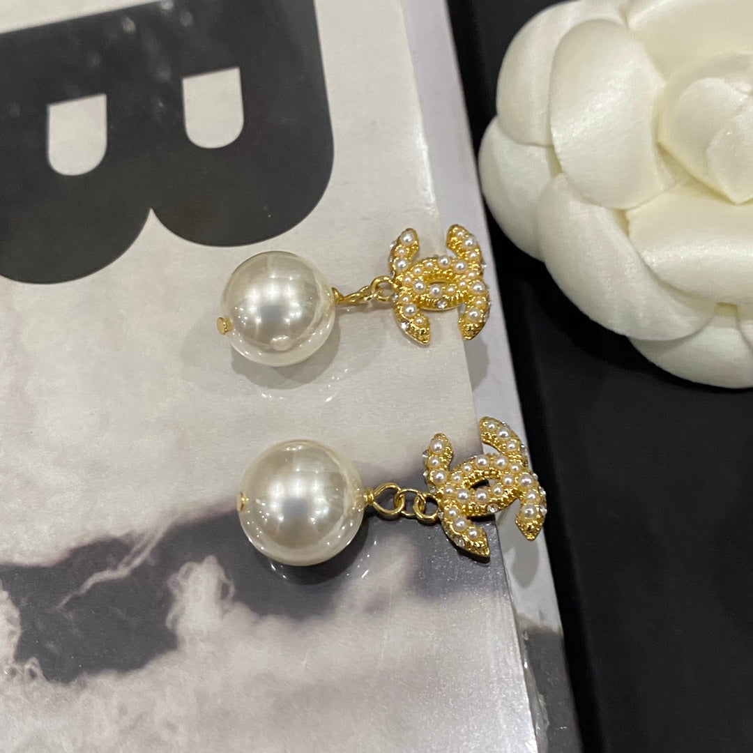 C H L Fashion earrings  SALE-min order required