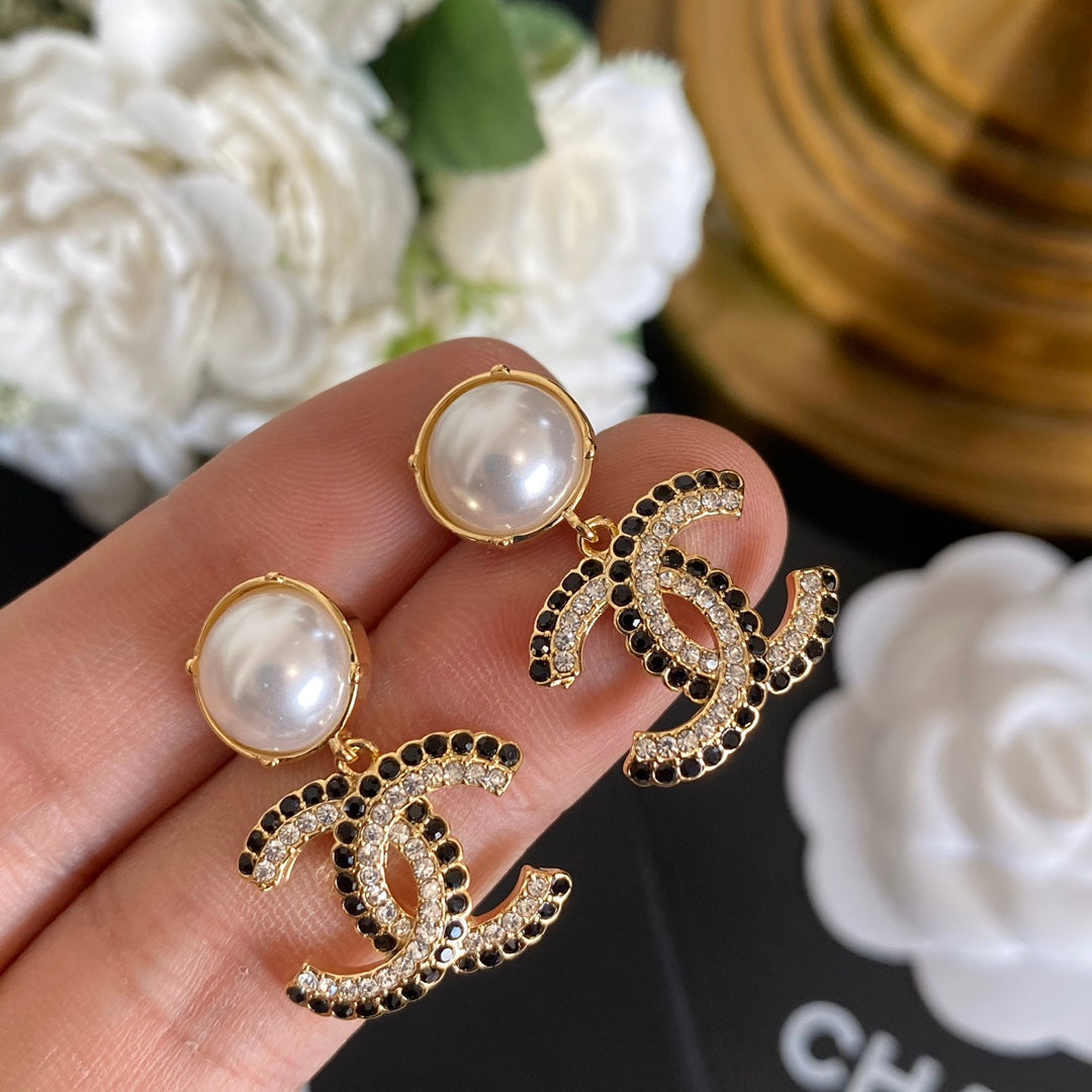 C H L Fashion earrings  SALE-min order required