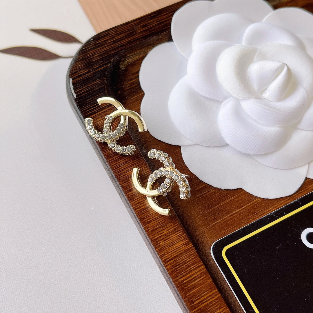 C H L Fashion earrings  SALE-min order required