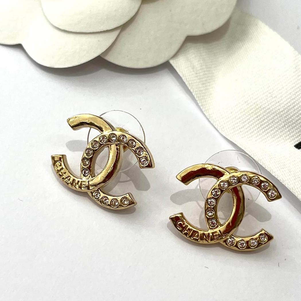 C H L Fashion earrings  SALE-min order required