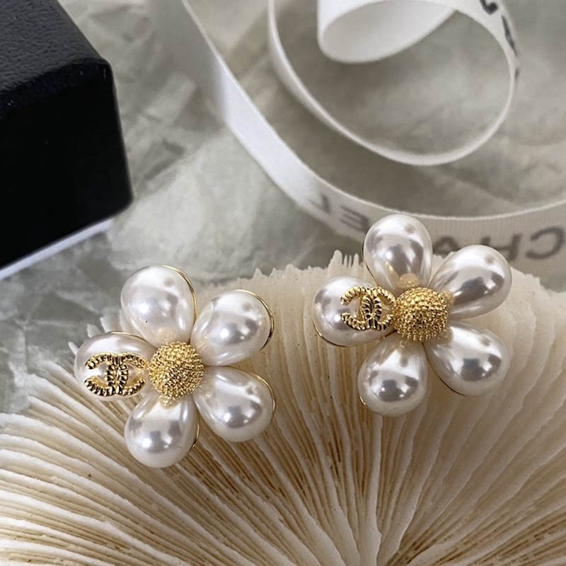 C H L Fashion earrings  SALE-min order required