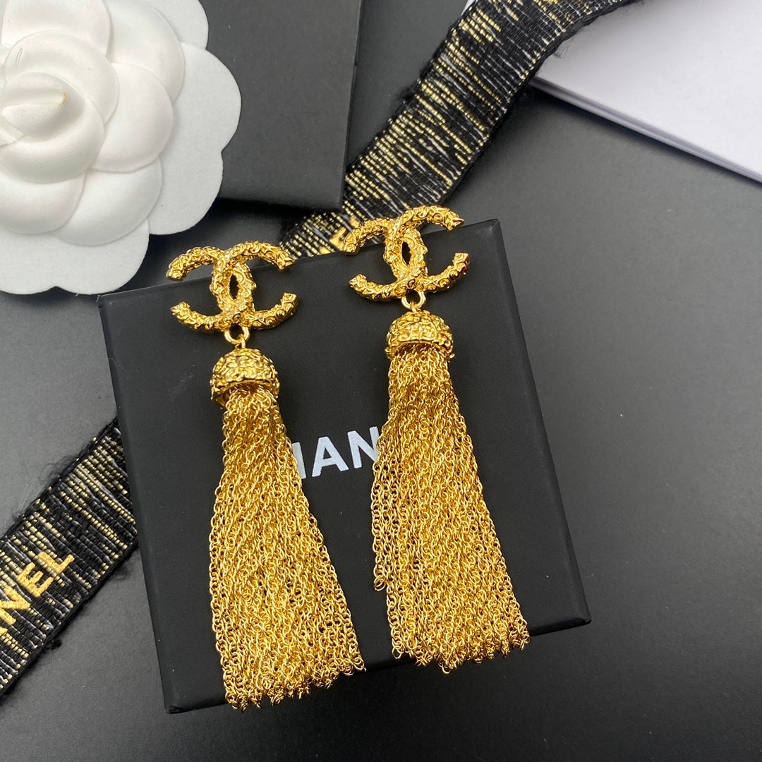 C H L Fashion earrings  SALE-min order required