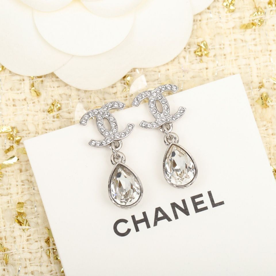 C H L Fashion earrings  SALE-min order required