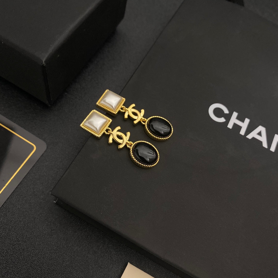 C H L Fashion earrings  SALE-min order required