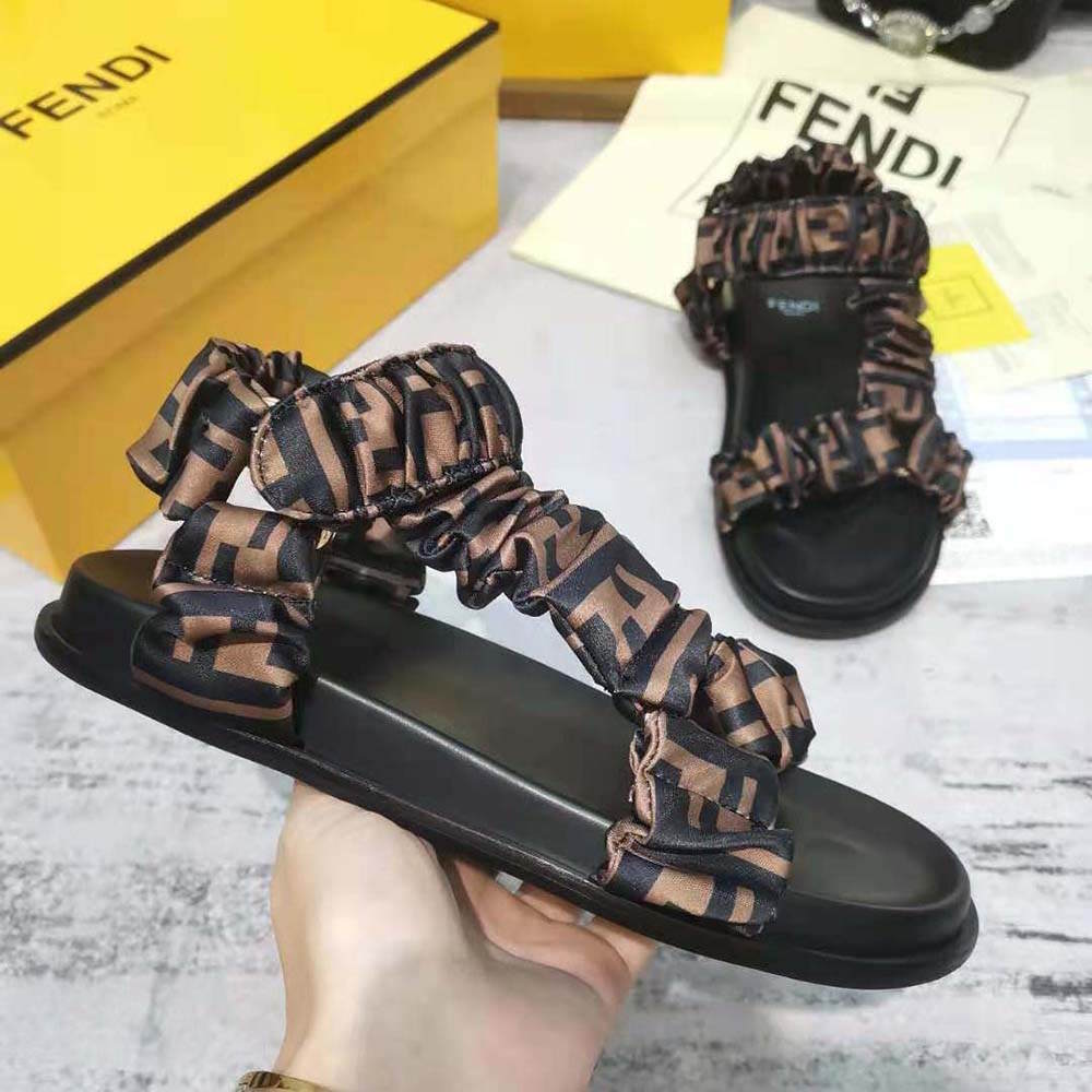 FEN  Sandals