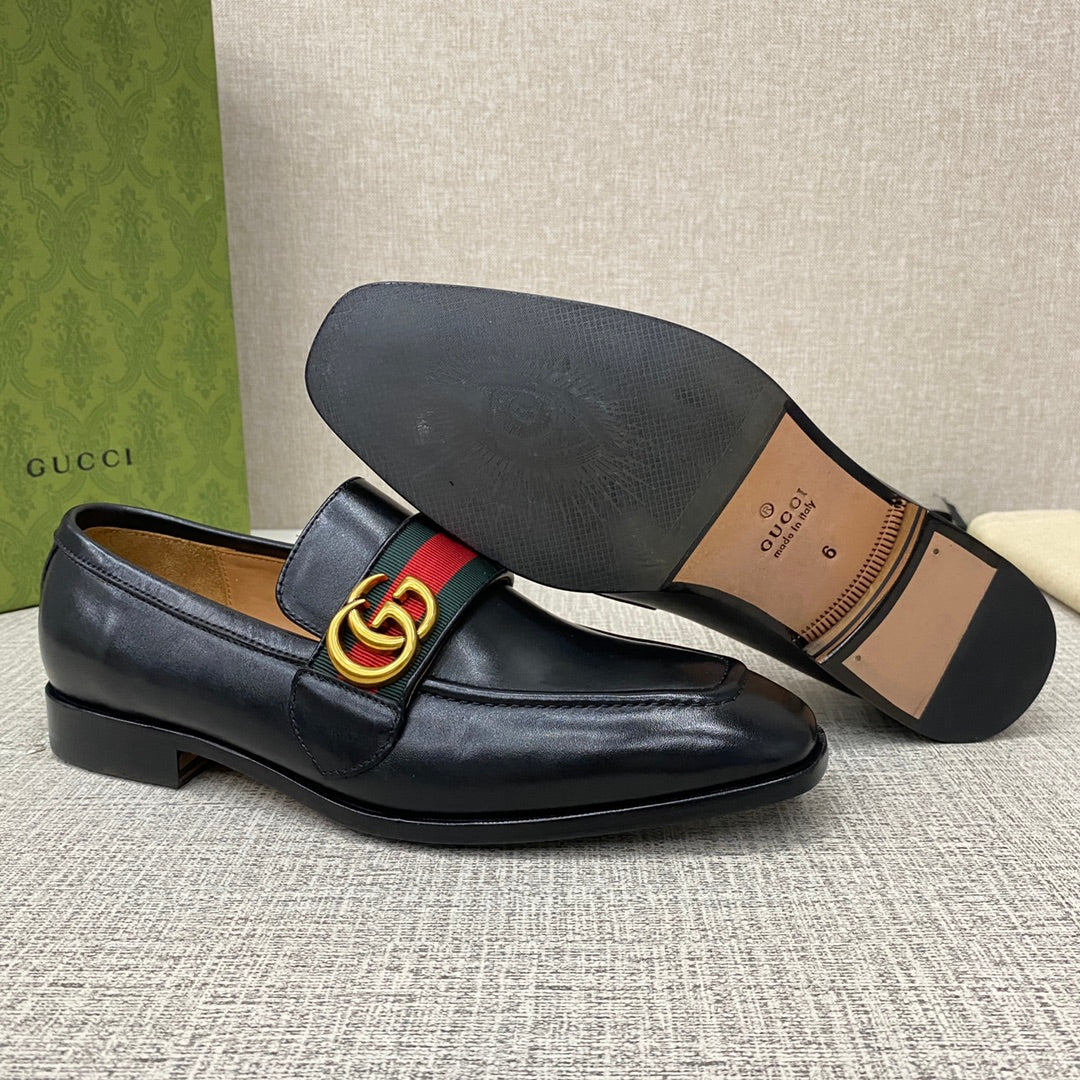 GU Man Shoes 46