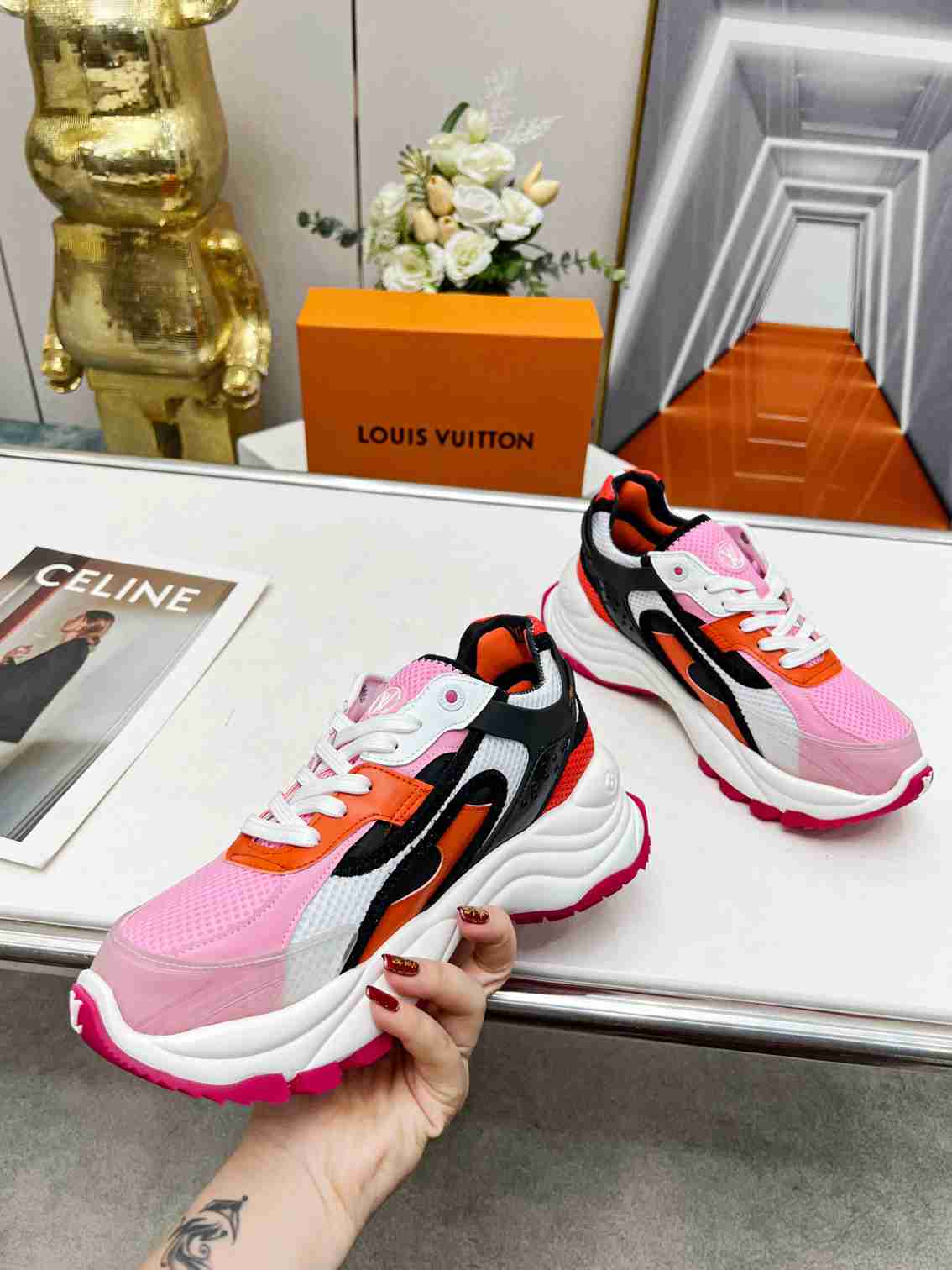 LU Sneakers Woman  runner