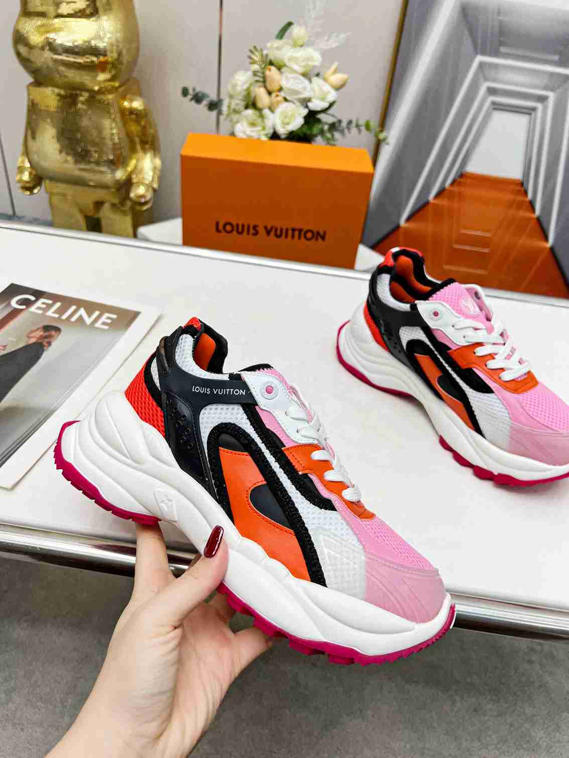 LU Sneakers Woman  runner