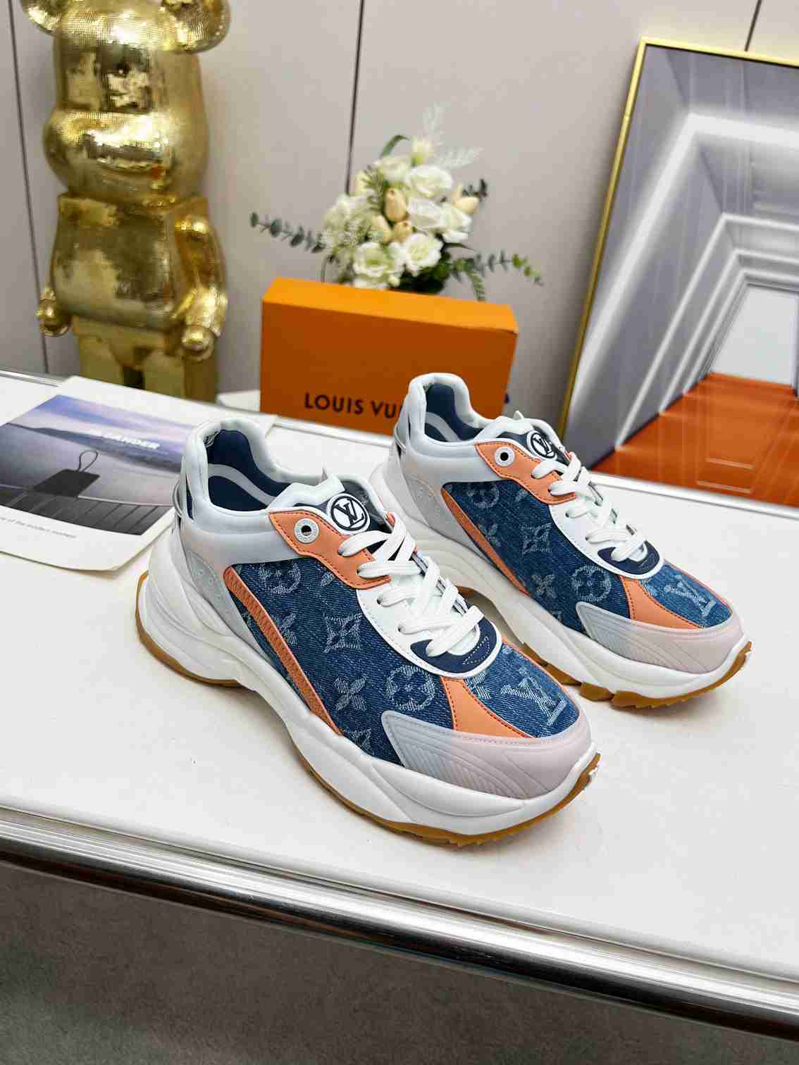 LU Sneakers Woman  runner