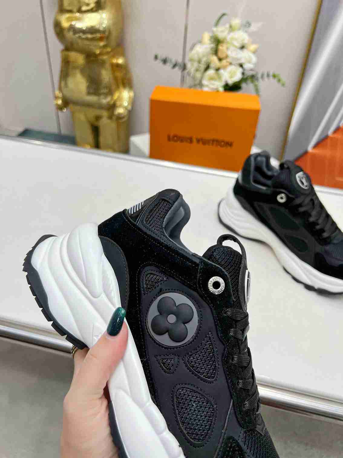 LU Sneakers Woman runner 2 Color 's