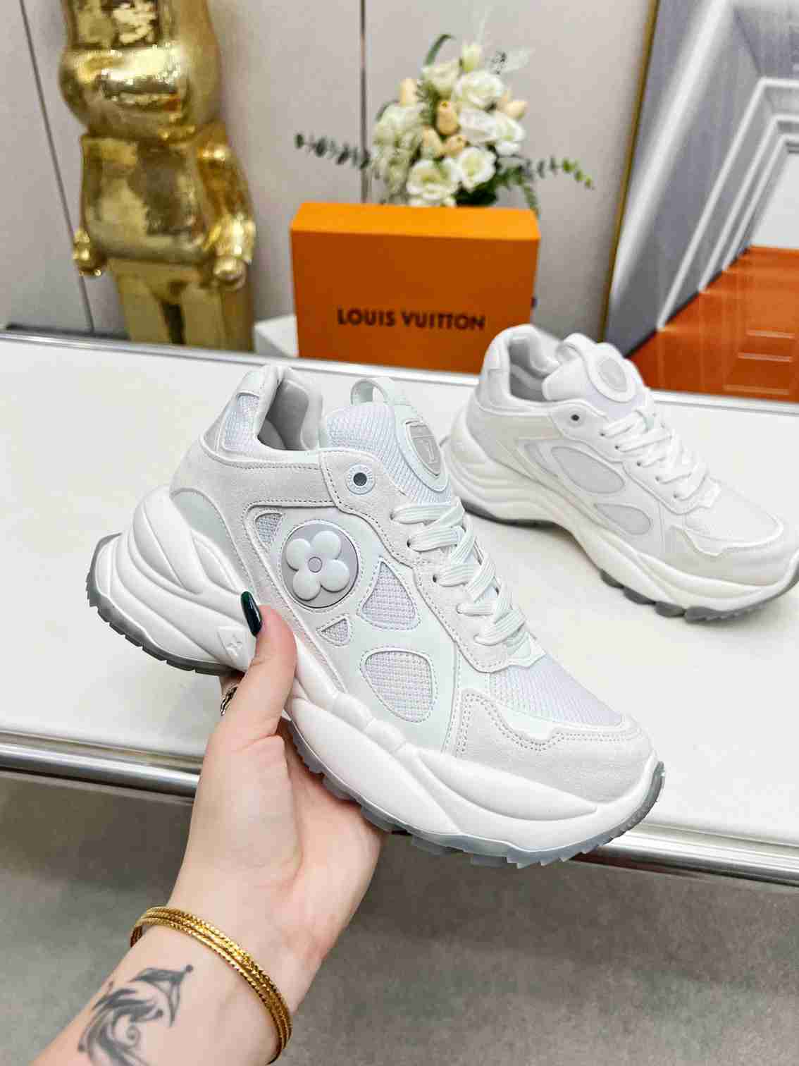 LU Sneakers Woman runner 2 Color 's