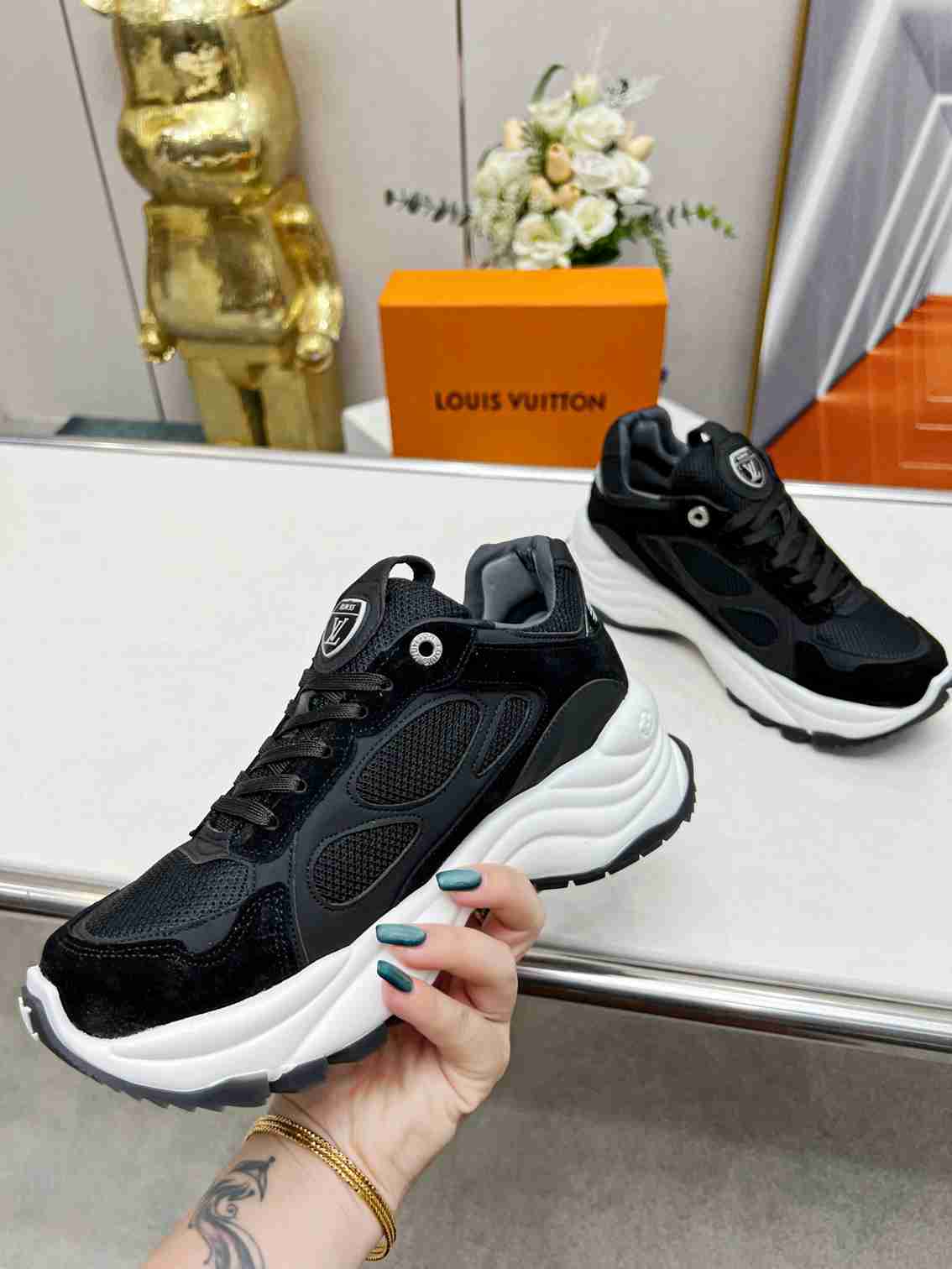 LU Sneakers Woman runner 2 Color 's