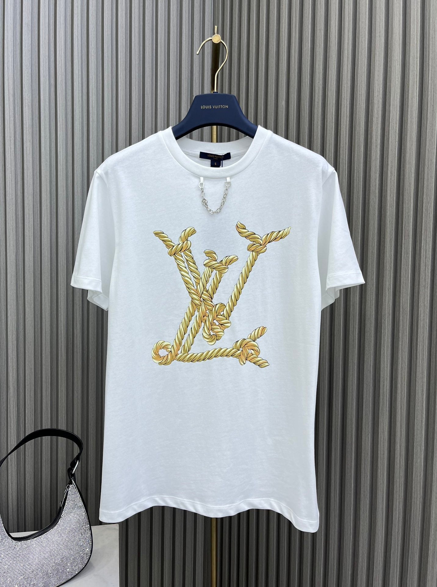 LU Woman T-shirt 2 Color 's limited